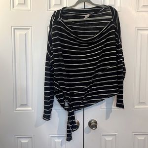 We the Free • Free People Long Sleeve Stripe Tie Front Top Women’s Size large